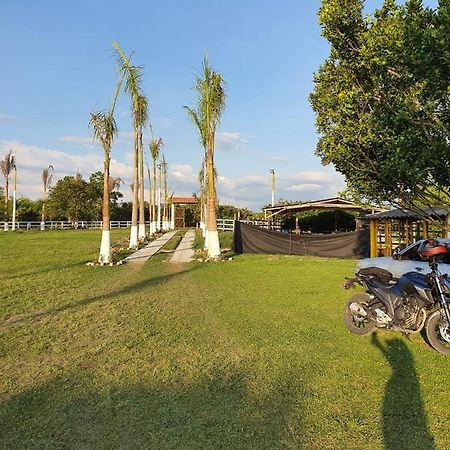 Rancho De Puerto Espejo Agrohotel อาร์เมเนีย ภายนอก รูปภาพ